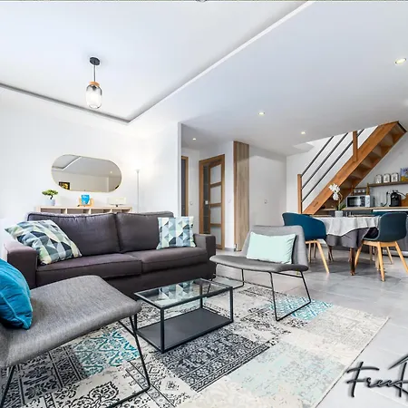 Magny's Oasis - Disneyland 5min - Private Parking - Terrace & Garden Holiday home Magny-le-Hongre